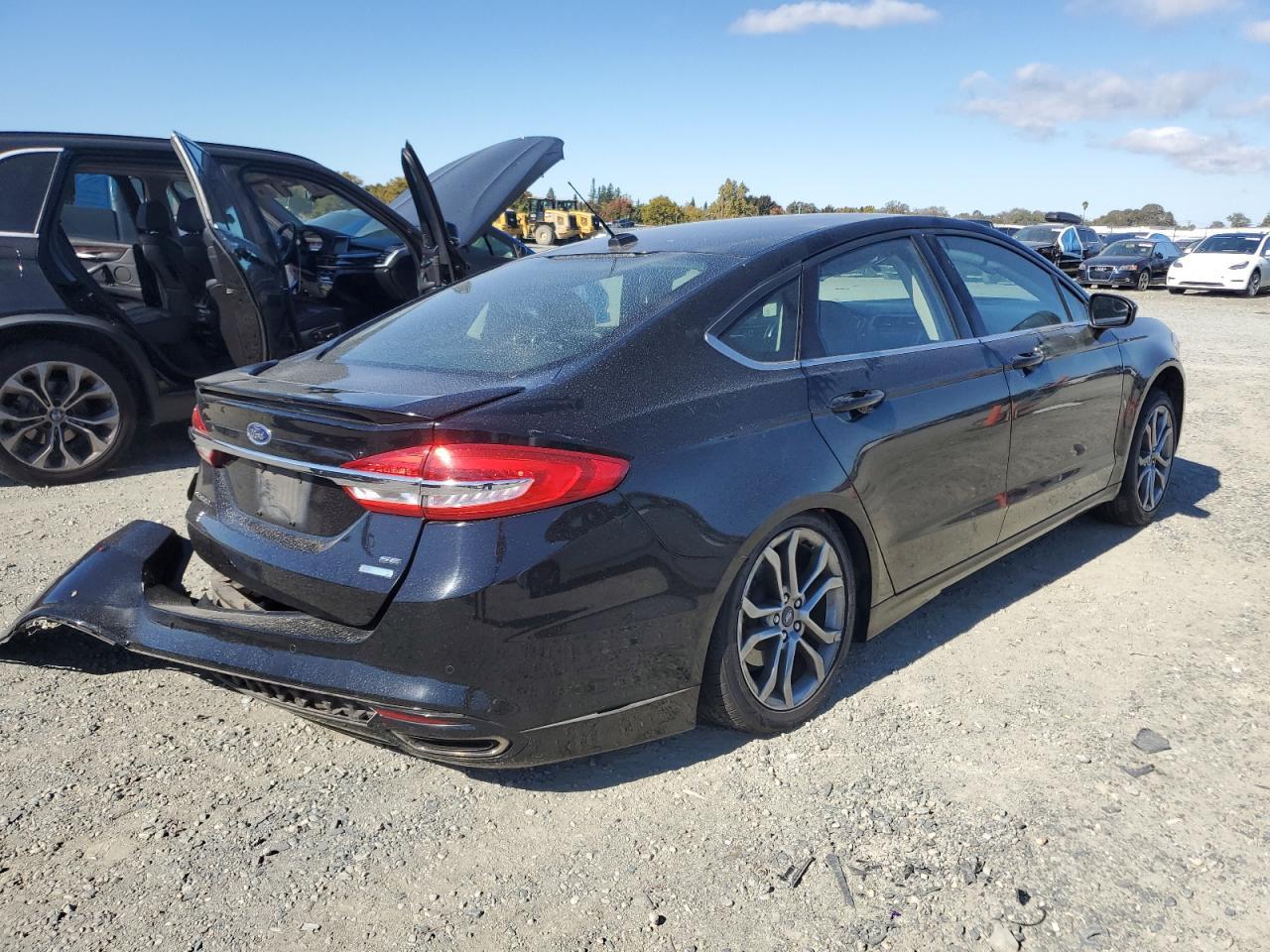 2017 Ford Fusion Se - Image 3