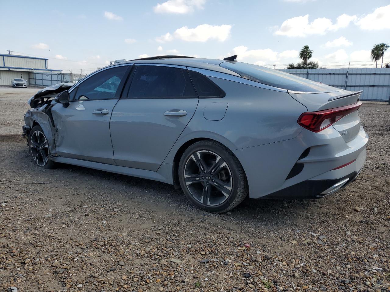 2021 Kia K5 Gt Line - Фото 2