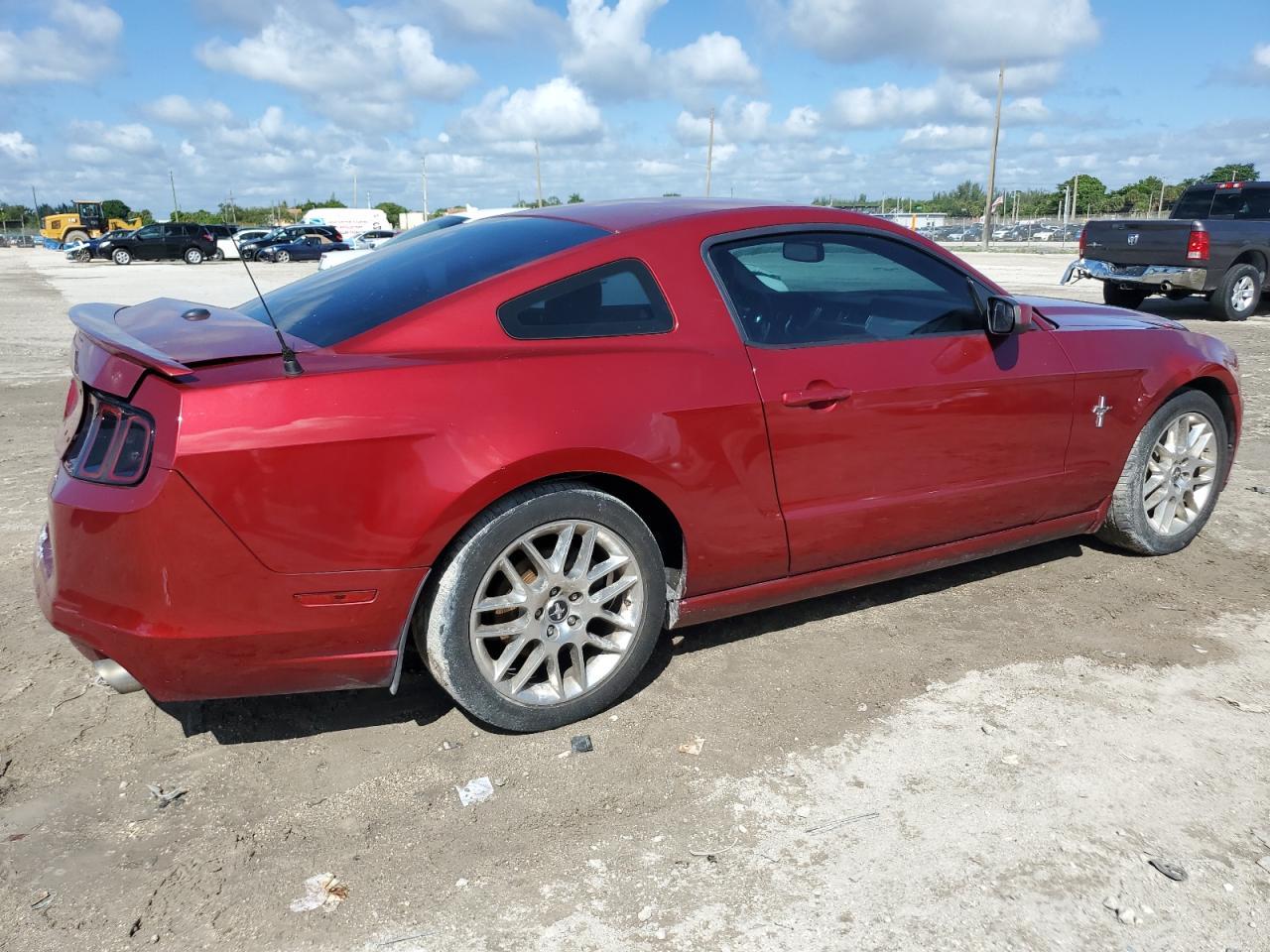 2014 Ford Mustang - Image 3