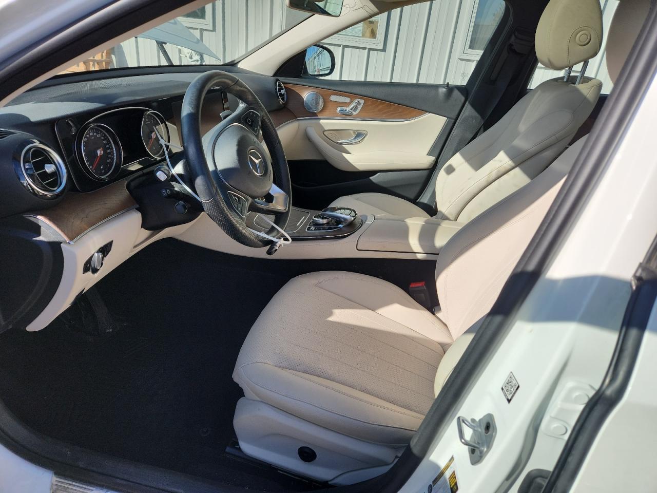 2018 Mercedes-Benz E 300 4Matic - Image 7