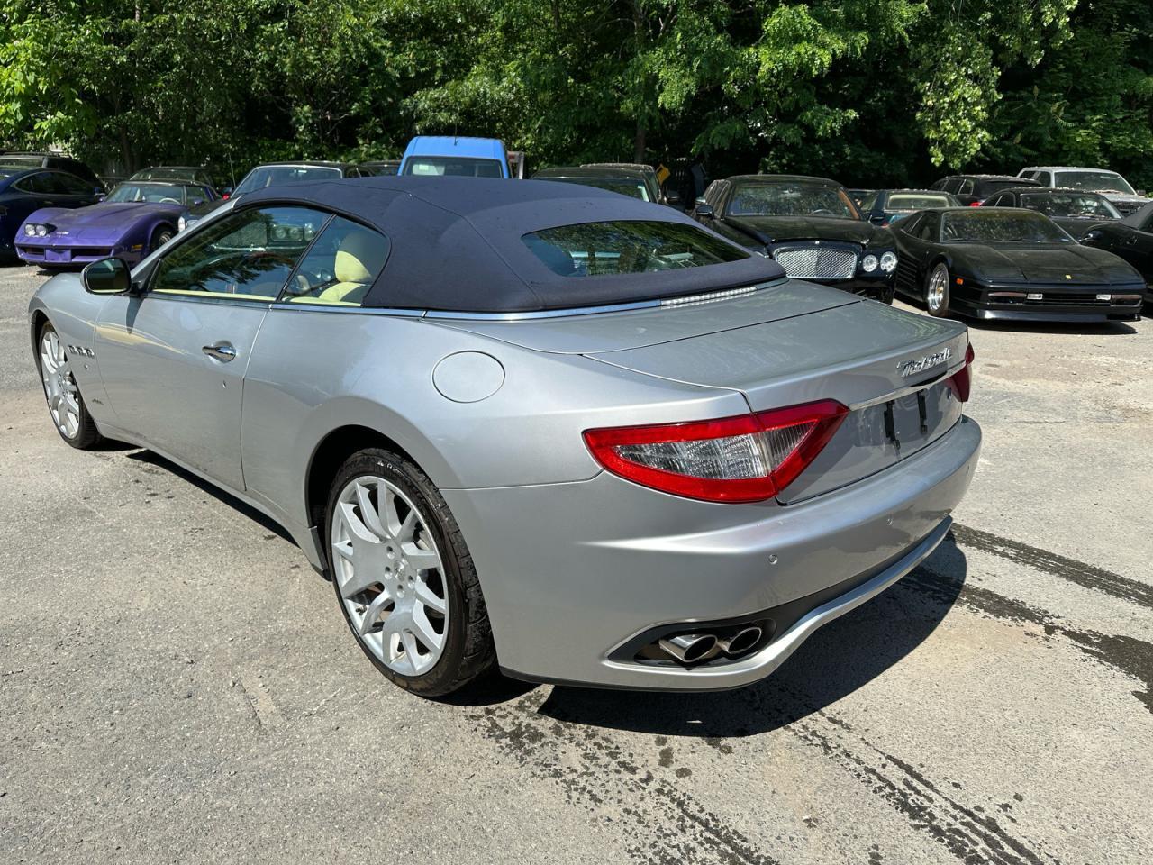 2010 Maserati Granturismo - Фото 3