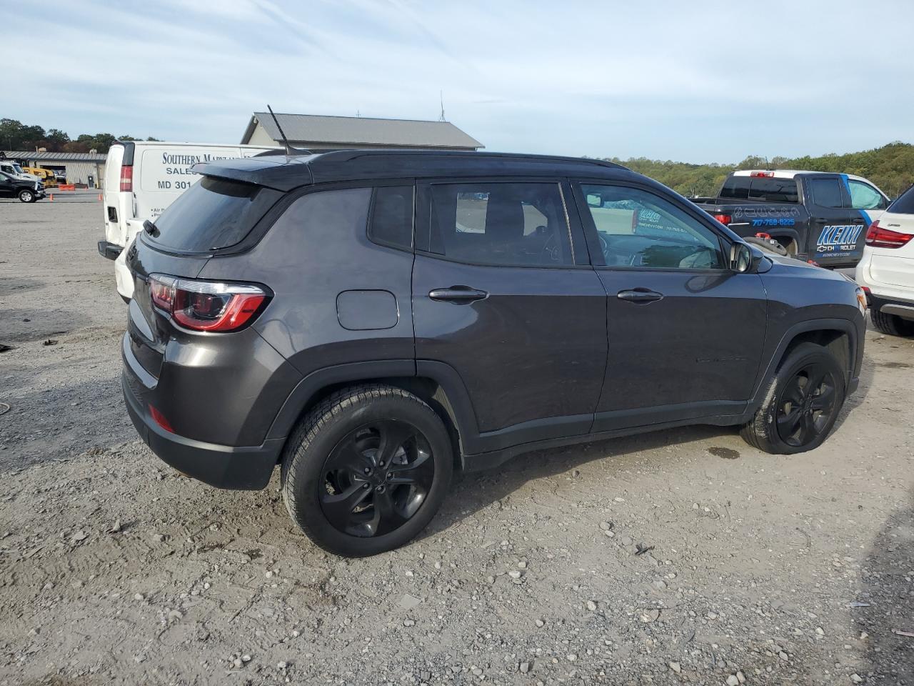 2021 Jeep Compass Latitude - Фото 3