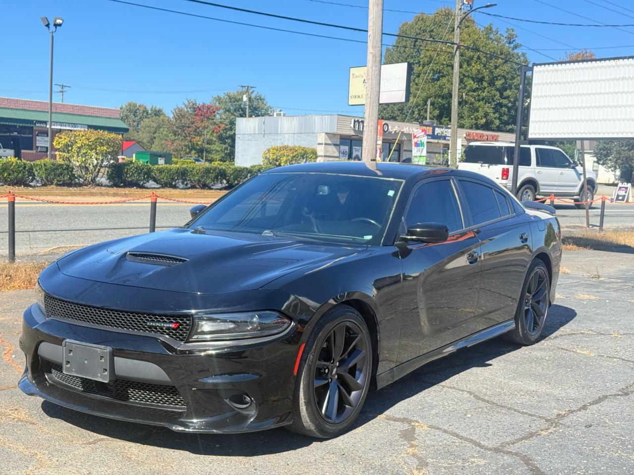 2019 Dodge Charger R/T - Image 2
