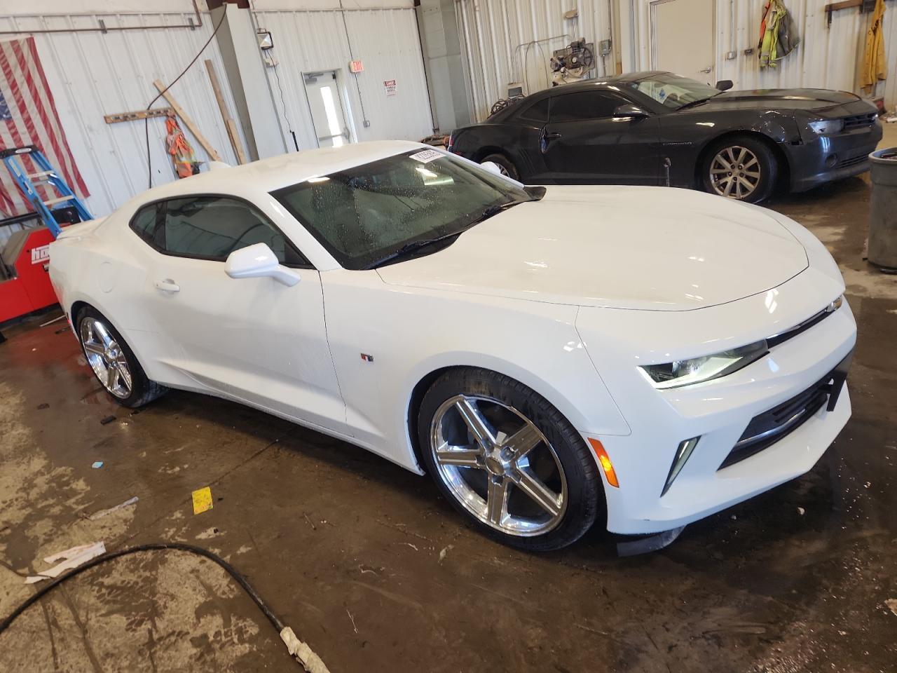 2017 Chevrolet Camaro Lt - Фото 4