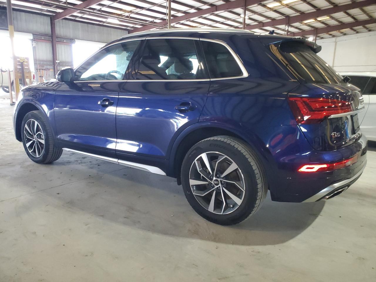 2023 Audi Q5 Premium Plus 45 - Image 2