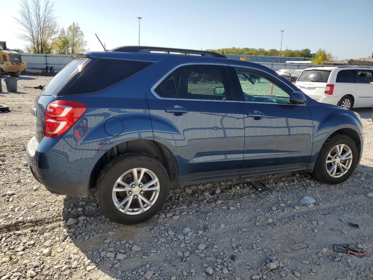 2017 Chevrolet Equinox Lt - Image 3