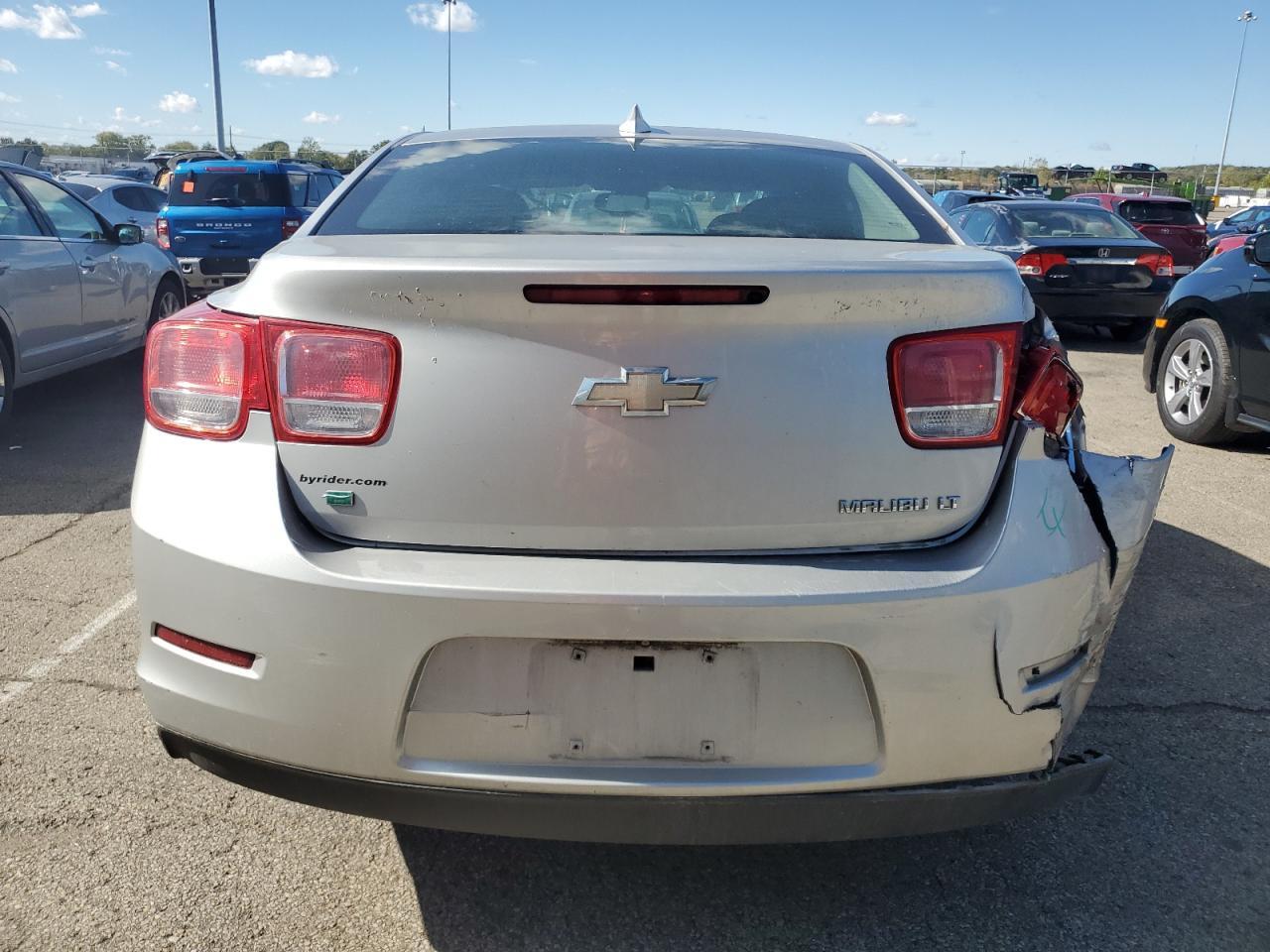 2015 Chevrolet Malibu 2Lt - Image 6