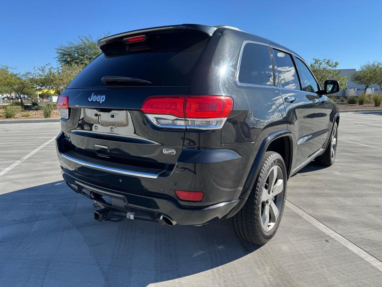 2015 Jeep Grand Cherokee Limited - Image 4