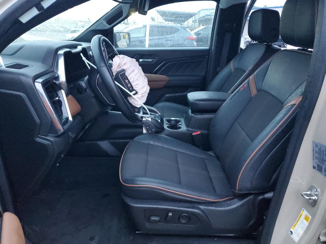 2023 GMC Canyon At4 - Image 7