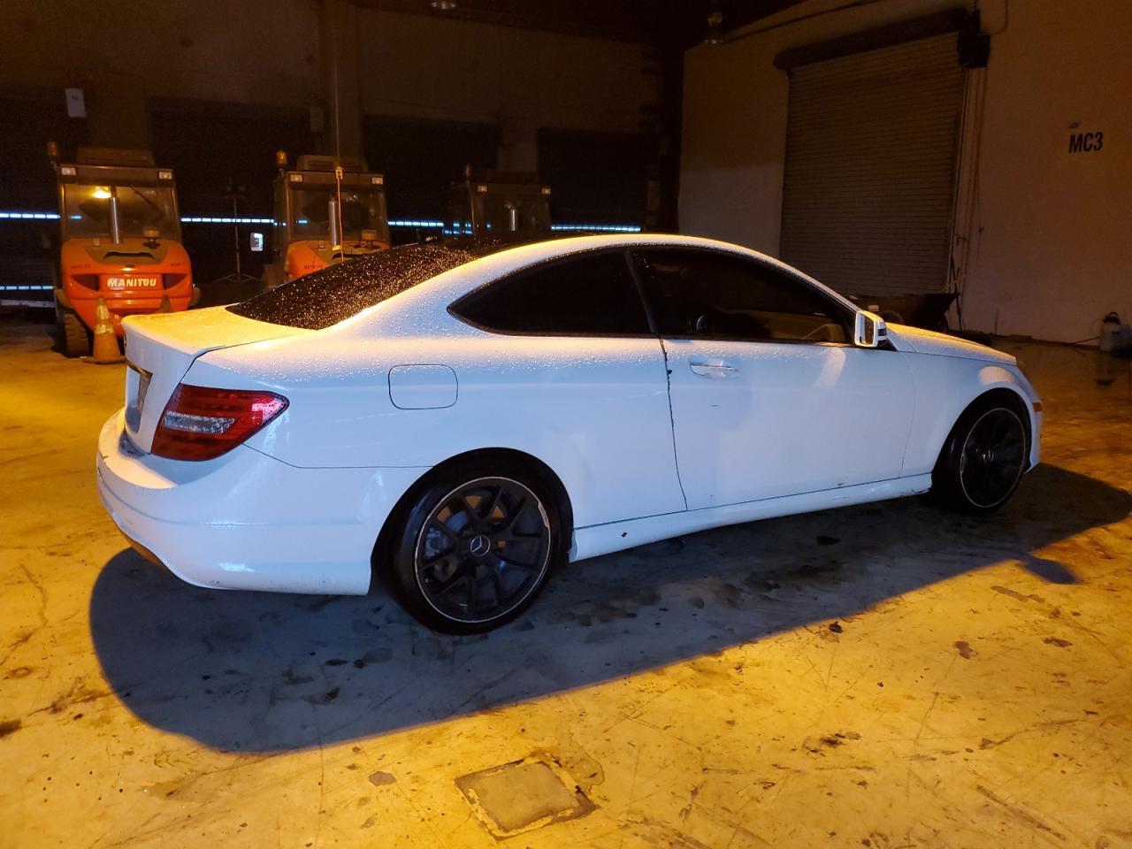 2015 Mercedes-Benz C 250 - Фото 3