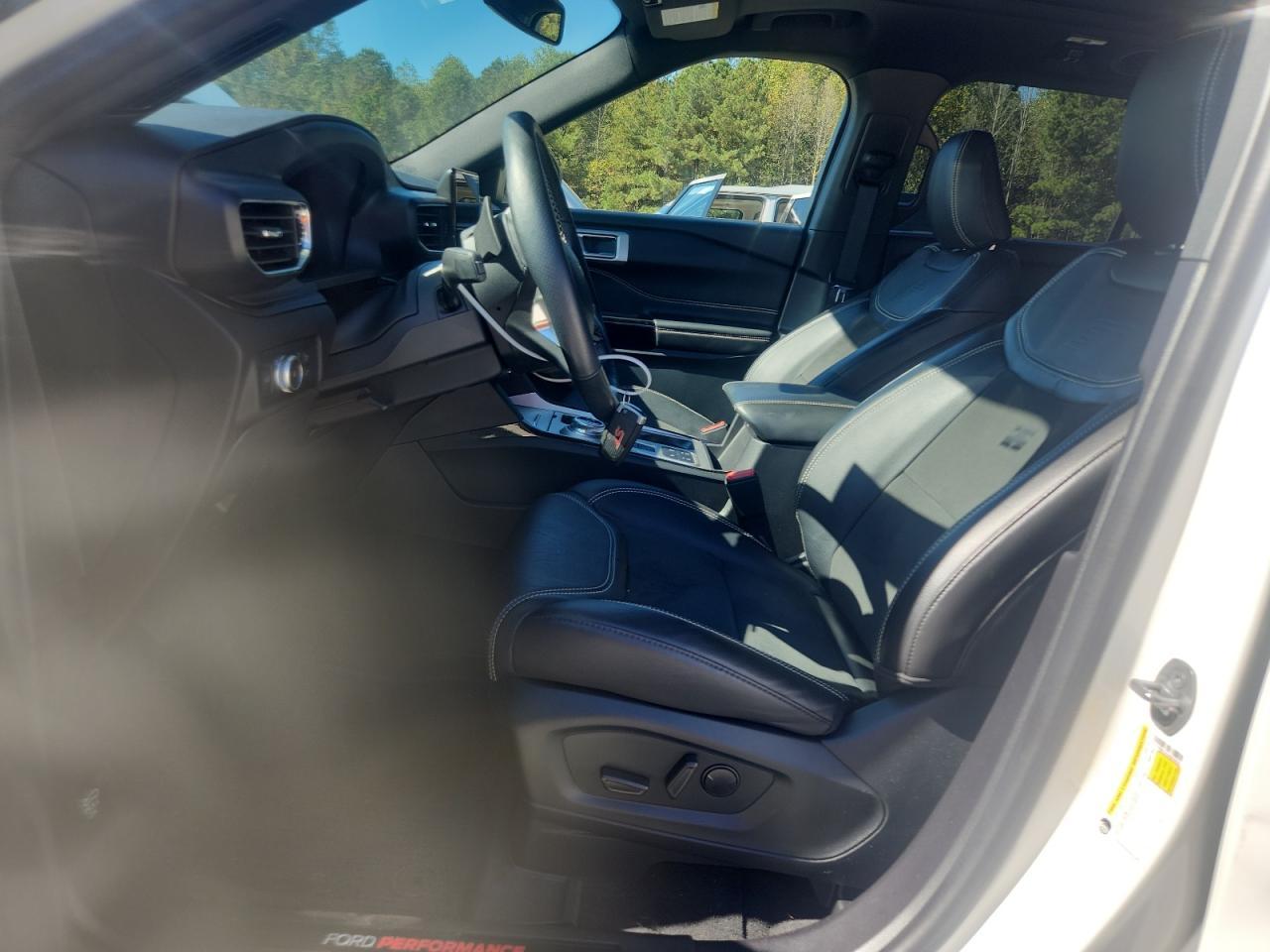 2022 Ford Explorer St - Фото 7