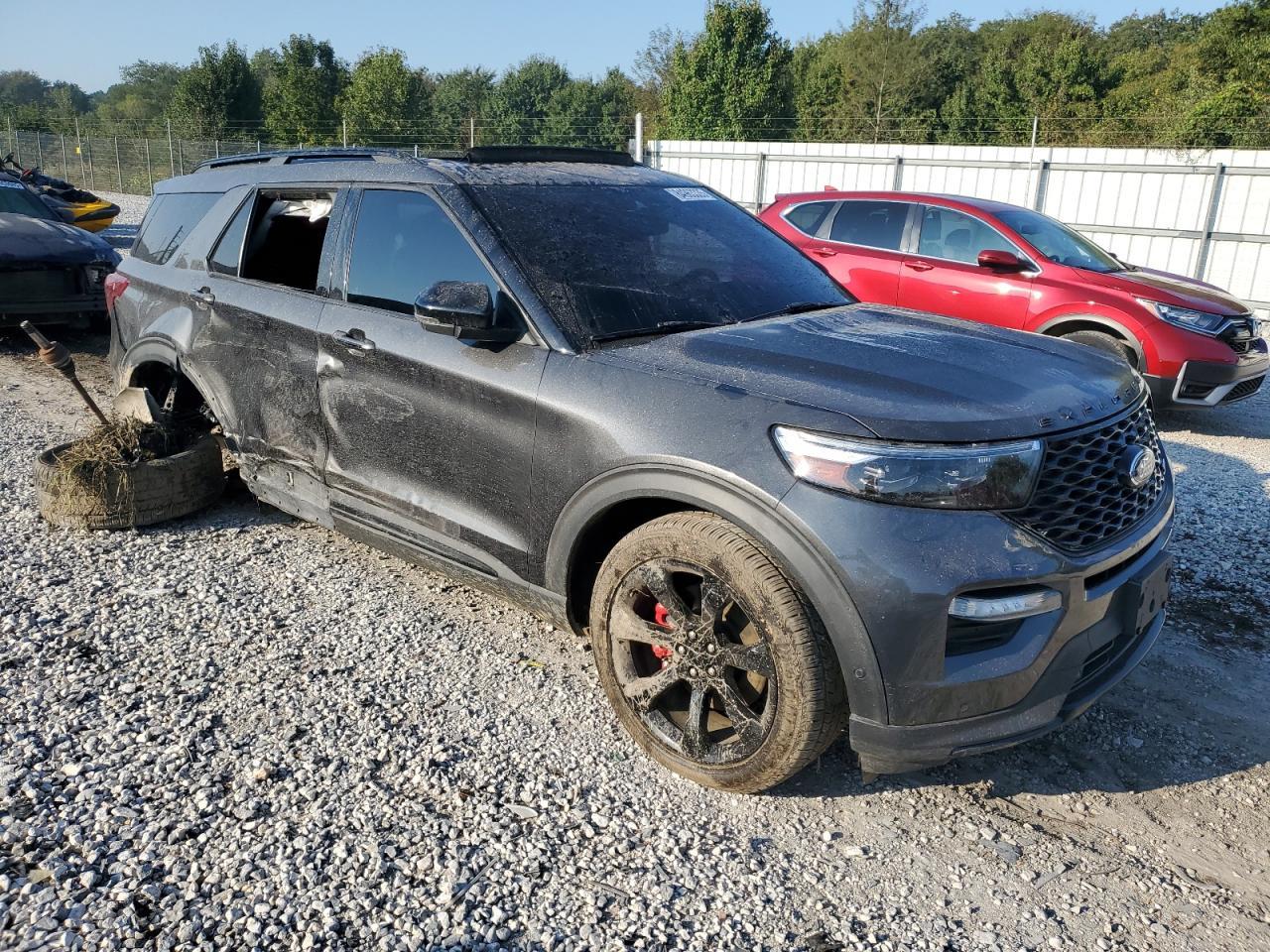 2020 Ford Explorer St - Фото 4