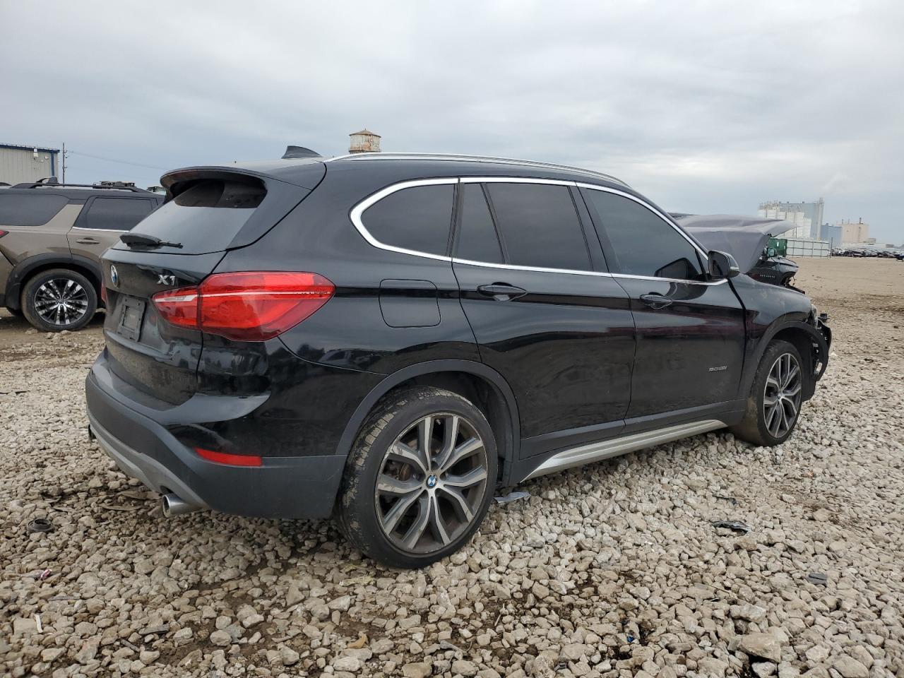 2018 BMW X1 Sdrive28I - Фото 3