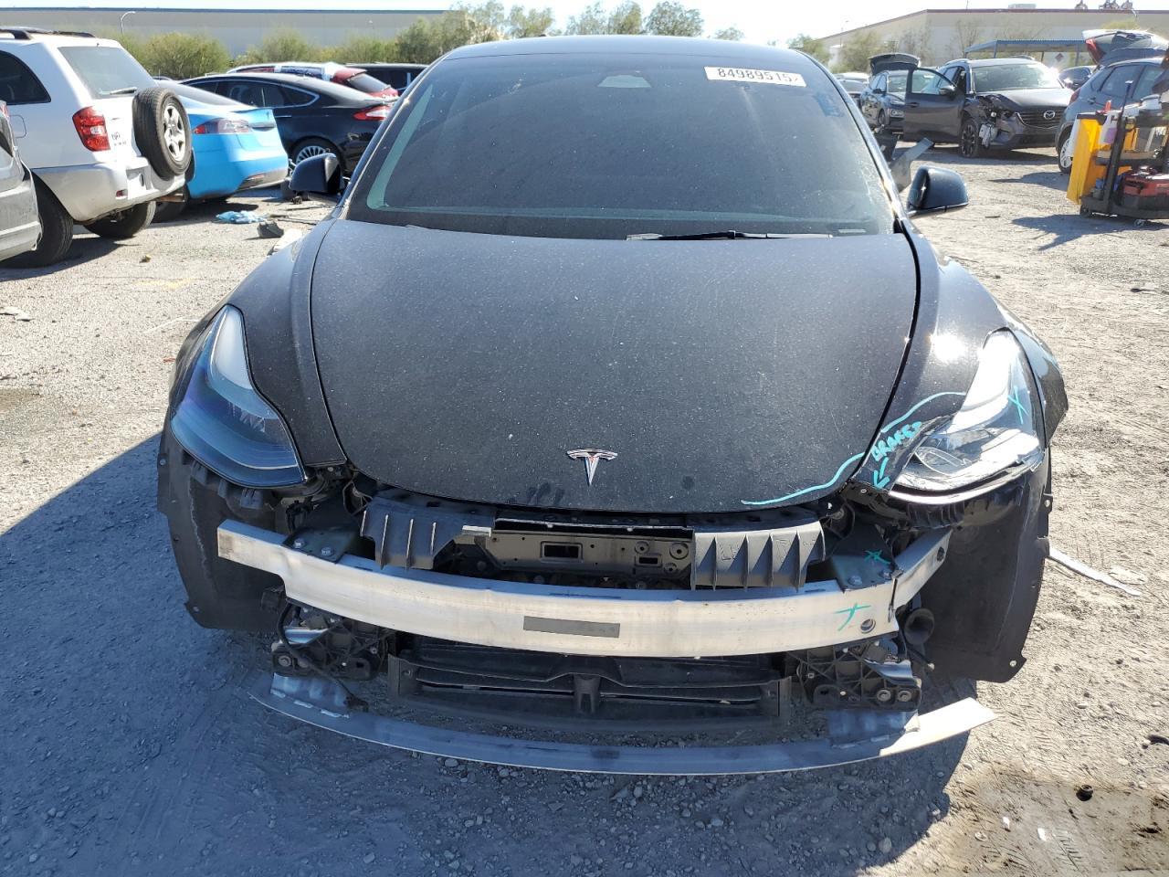 2022 Tesla Model 3 - Image 5