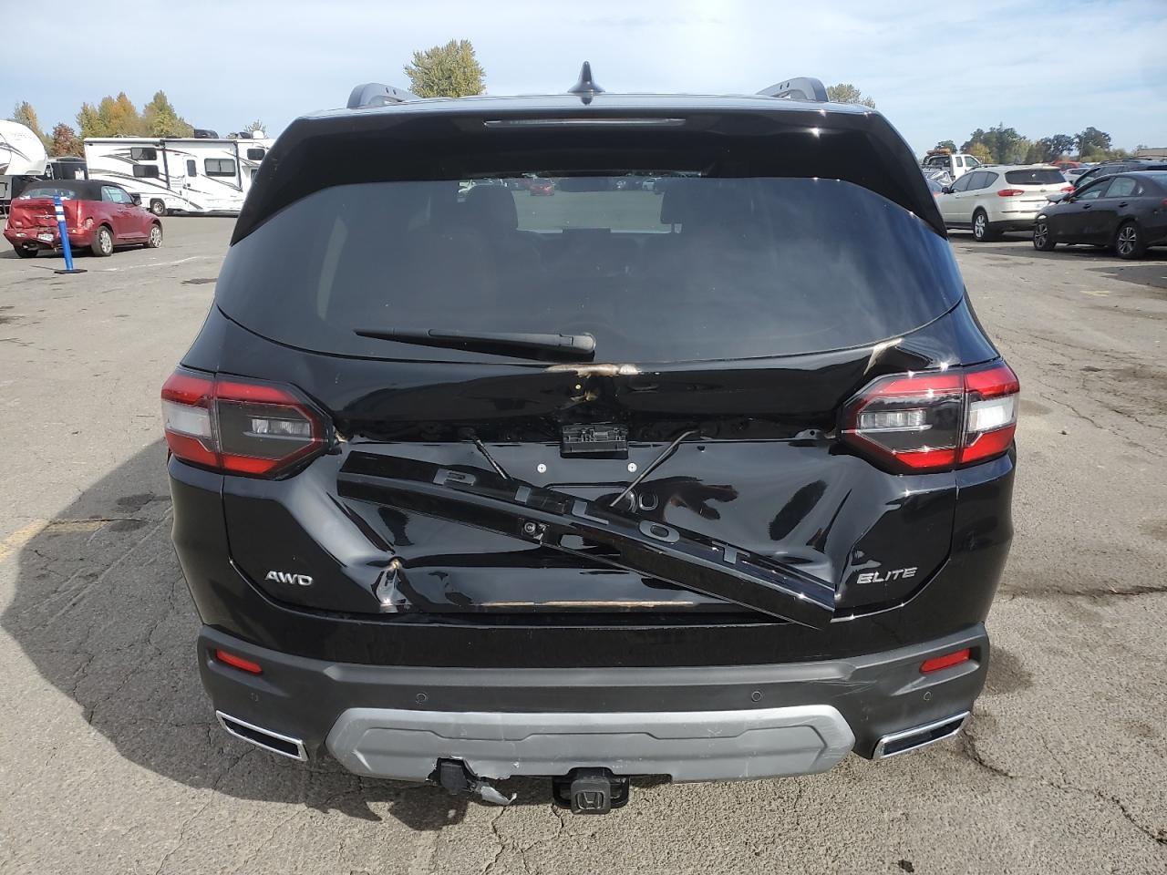 2023 Honda Pilot Elite - Image 6