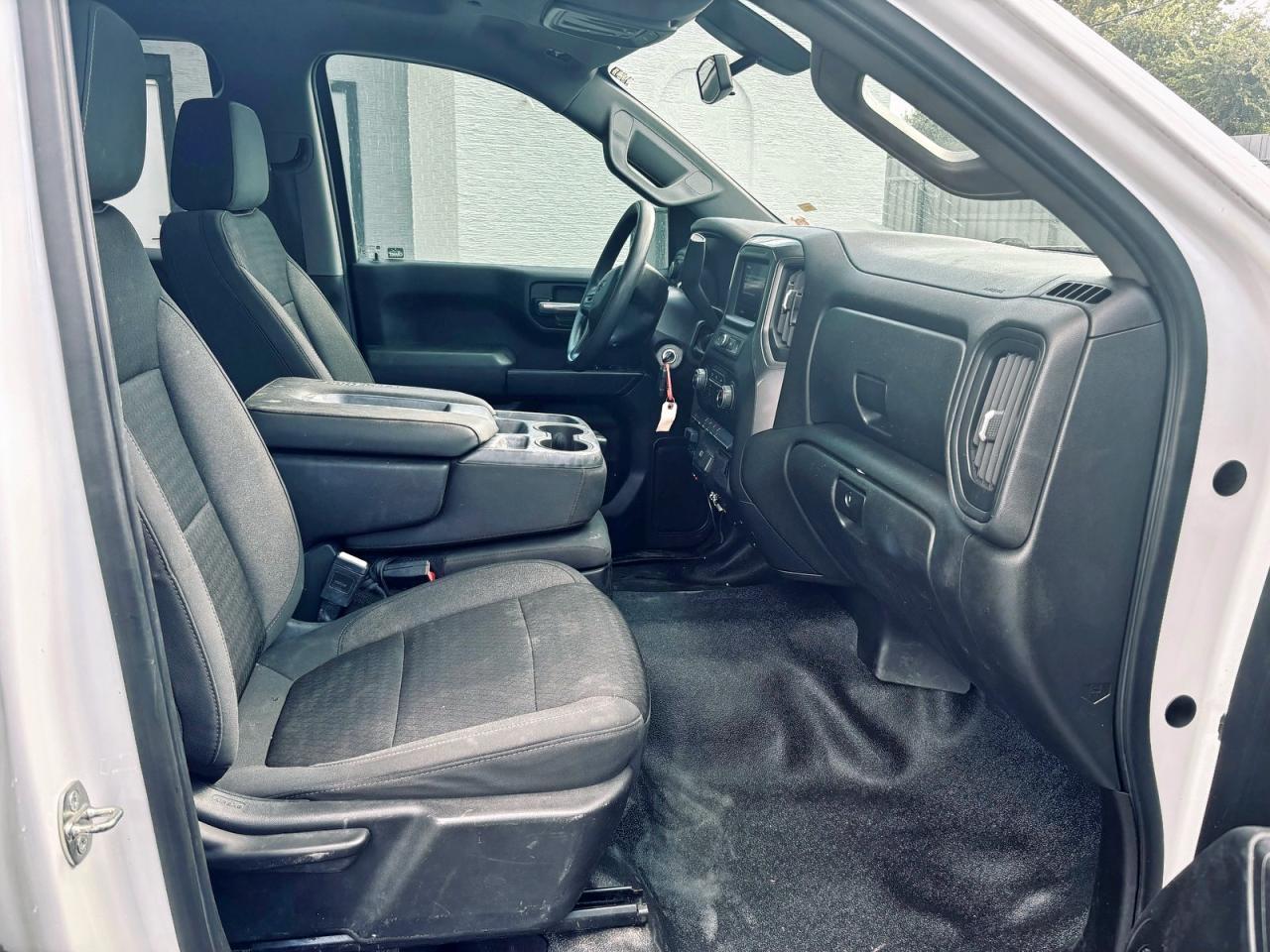 2020 Chevrolet Silverado K1500 Trail Boss Custom - Image 5