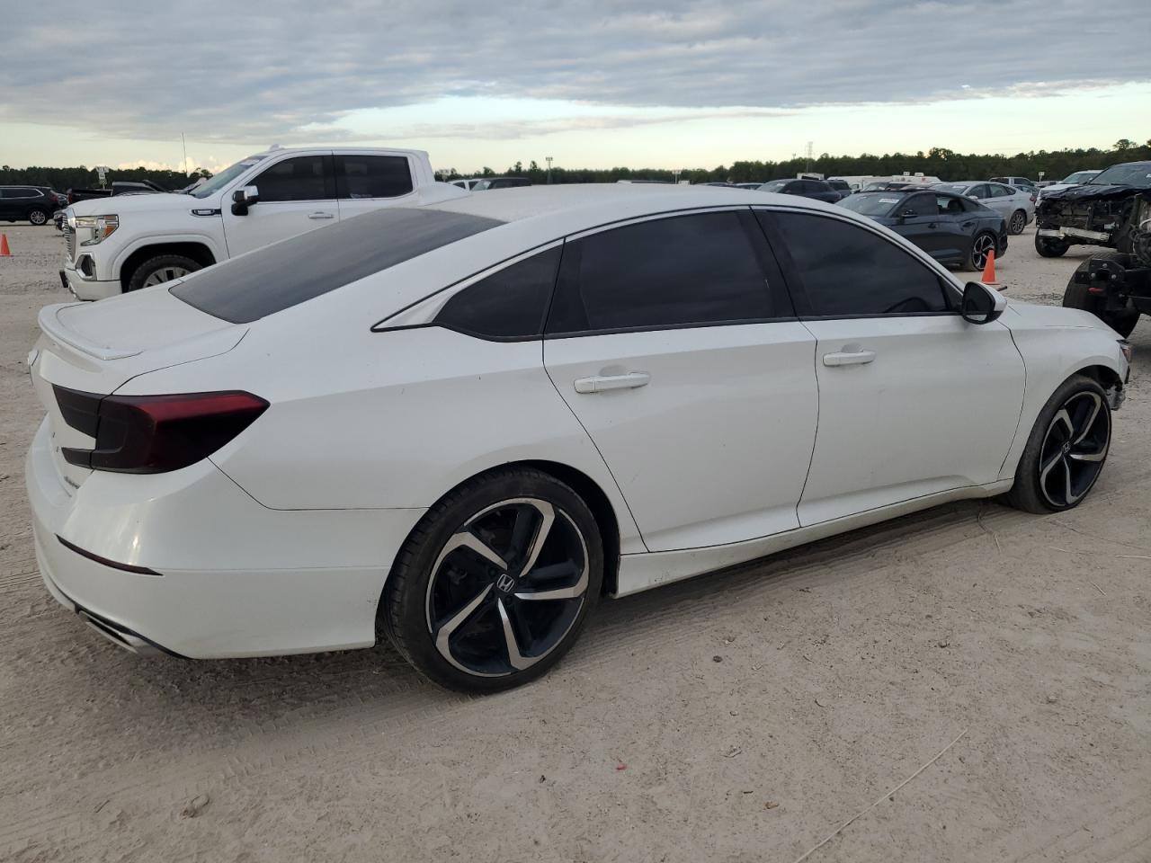 2020 Honda Accord Sport - Фото 3