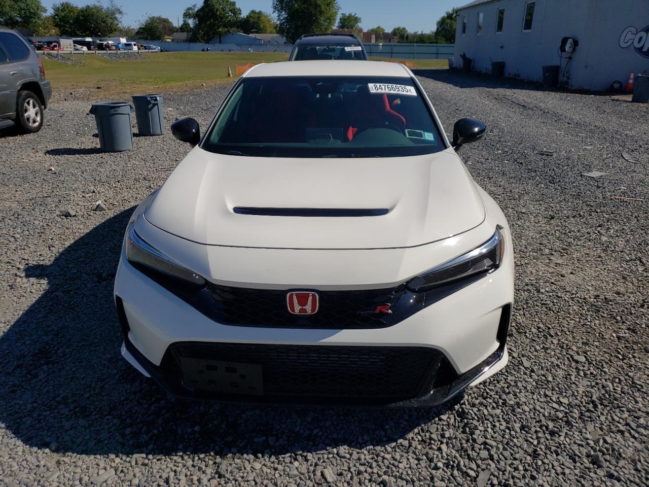 2023 Honda Civic Type-R - Image 5
