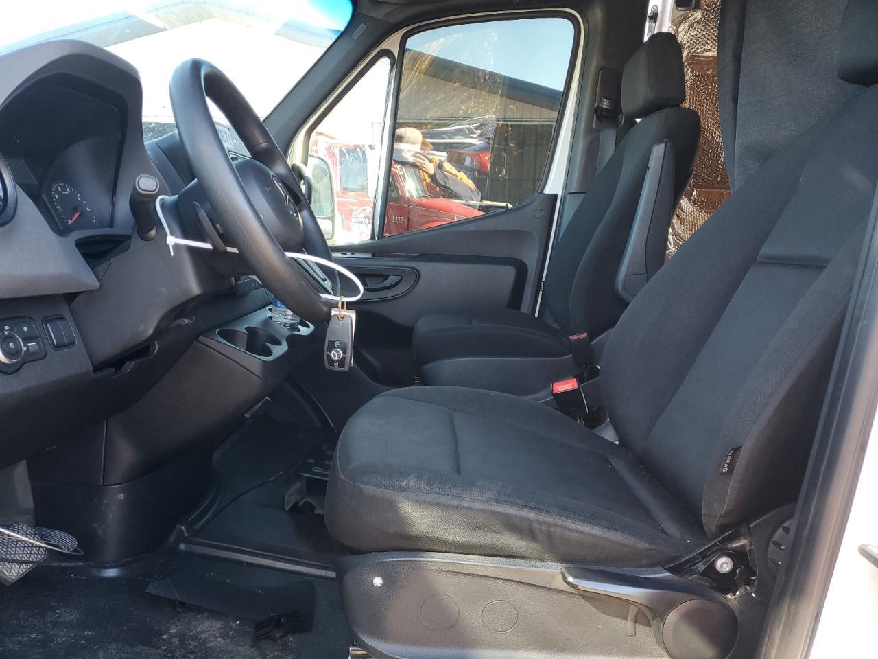 2021 Mercedes-Benz Sprinter 2500 - Image 7
