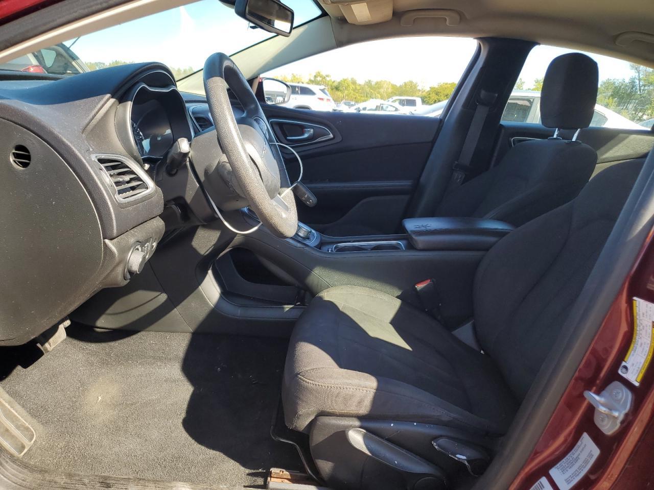 2015 Chrysler 200 Limited - Фото 7