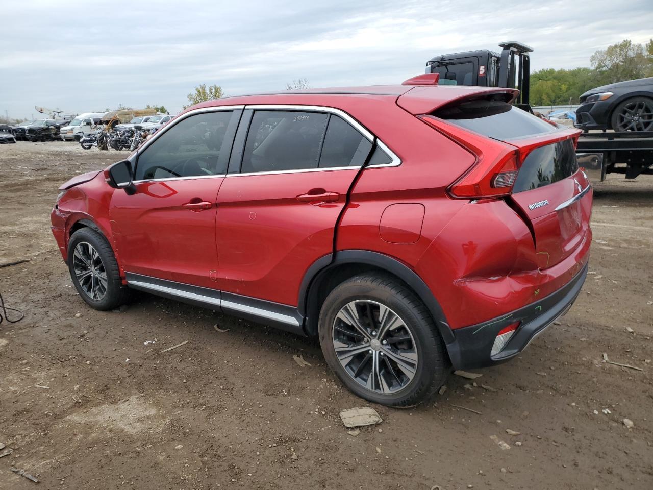 2019 Mitsubishi Eclipse Cross Se - Image 2