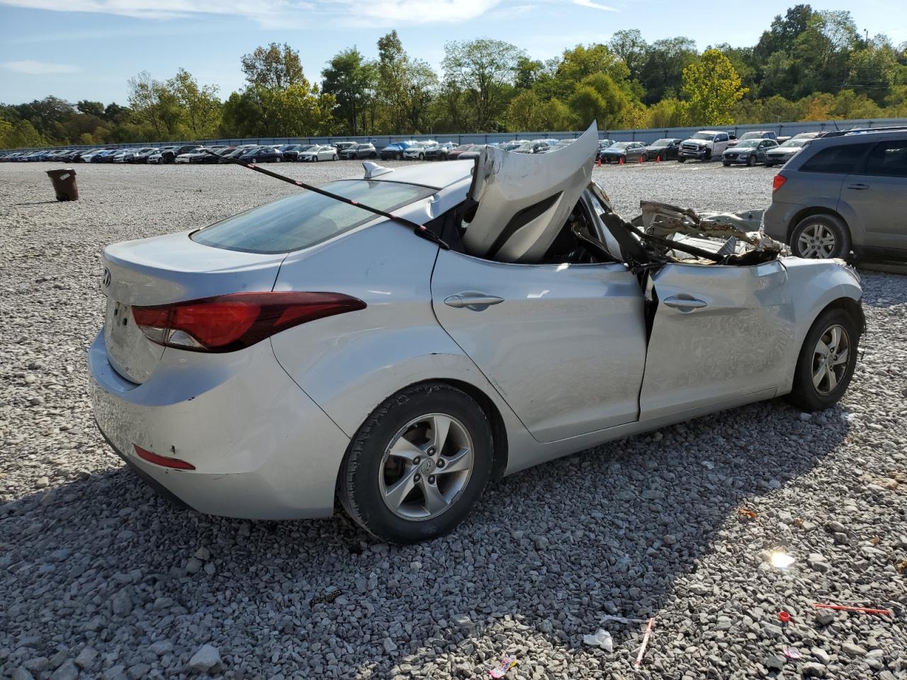 2015 Hyundai Elantra Se - Фото 3
