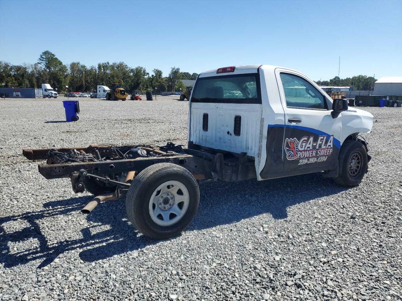2019 Chevrolet Silverado C1500 - Image 3