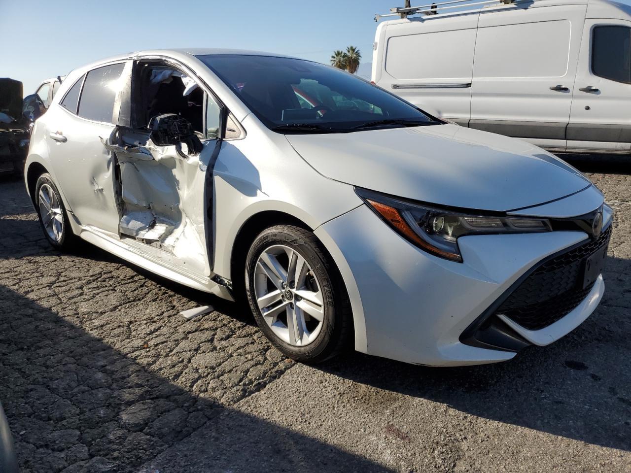2019 Toyota Corolla Hatchback Se - Фото 4