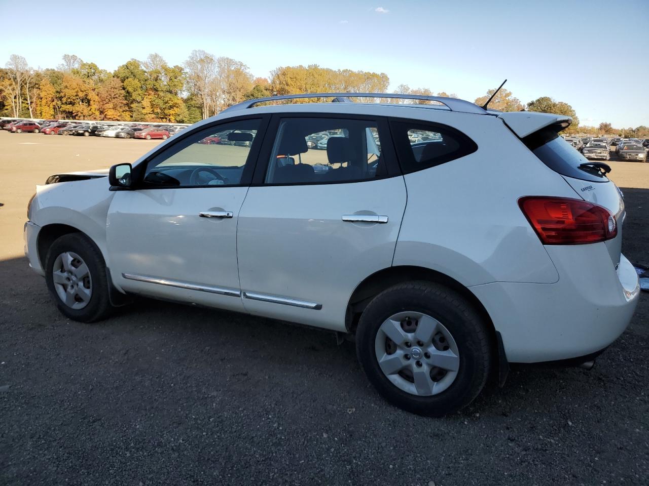 2015 Nissan Rogue Select S - Фото 2