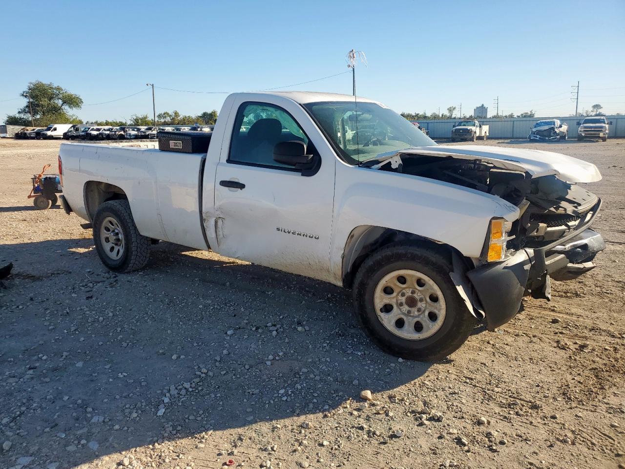 2011 Chevrolet Silverado C1500 - Фото 4