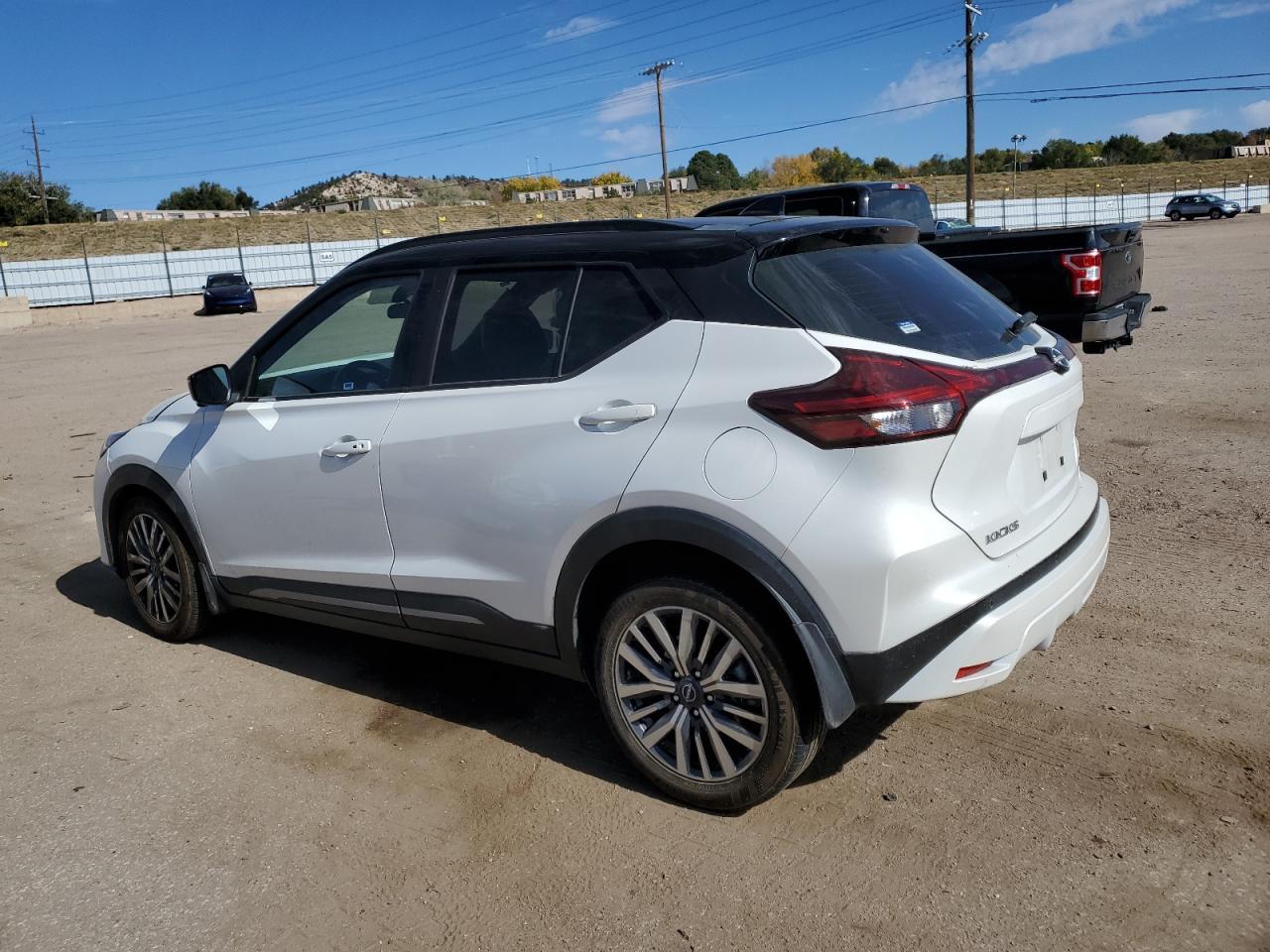 2023 Nissan Kicks Sr - Фото 2