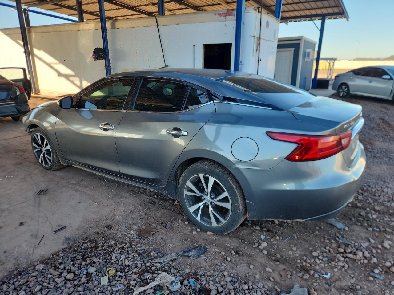 2017 Nissan Maxima 3.5S - Image 2