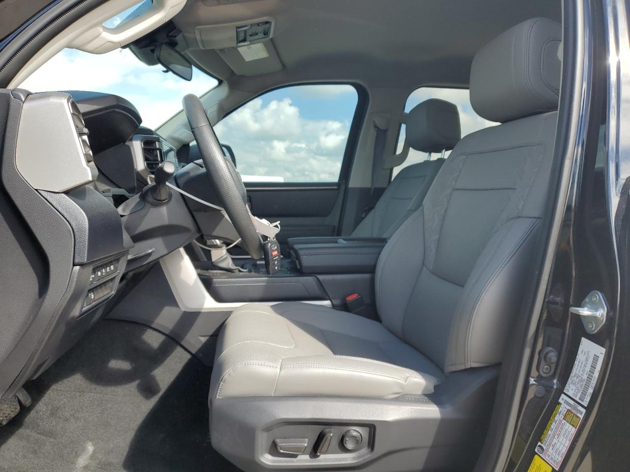 2024 Toyota Tundra Crewmax Sr - Фото 7