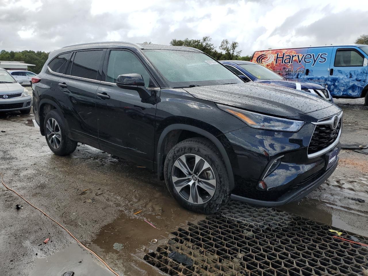 2022 Toyota Highlander Xle - Фото 4