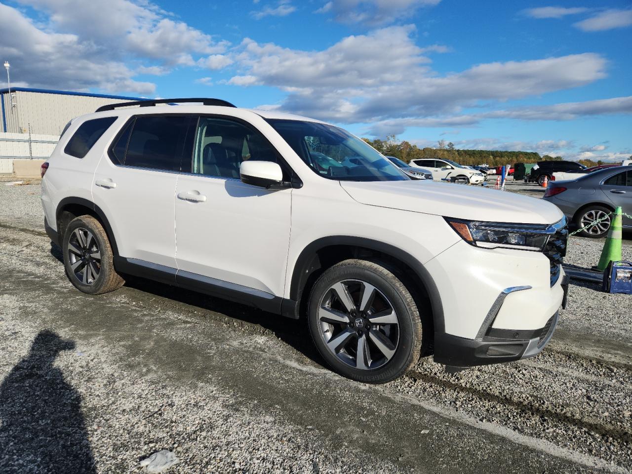 2025 Honda Pilot Touring - Фото 4