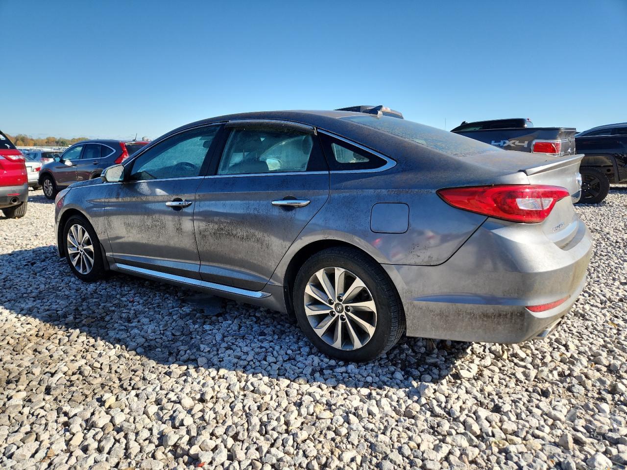 2015 Hyundai Sonata Sport - Image 2
