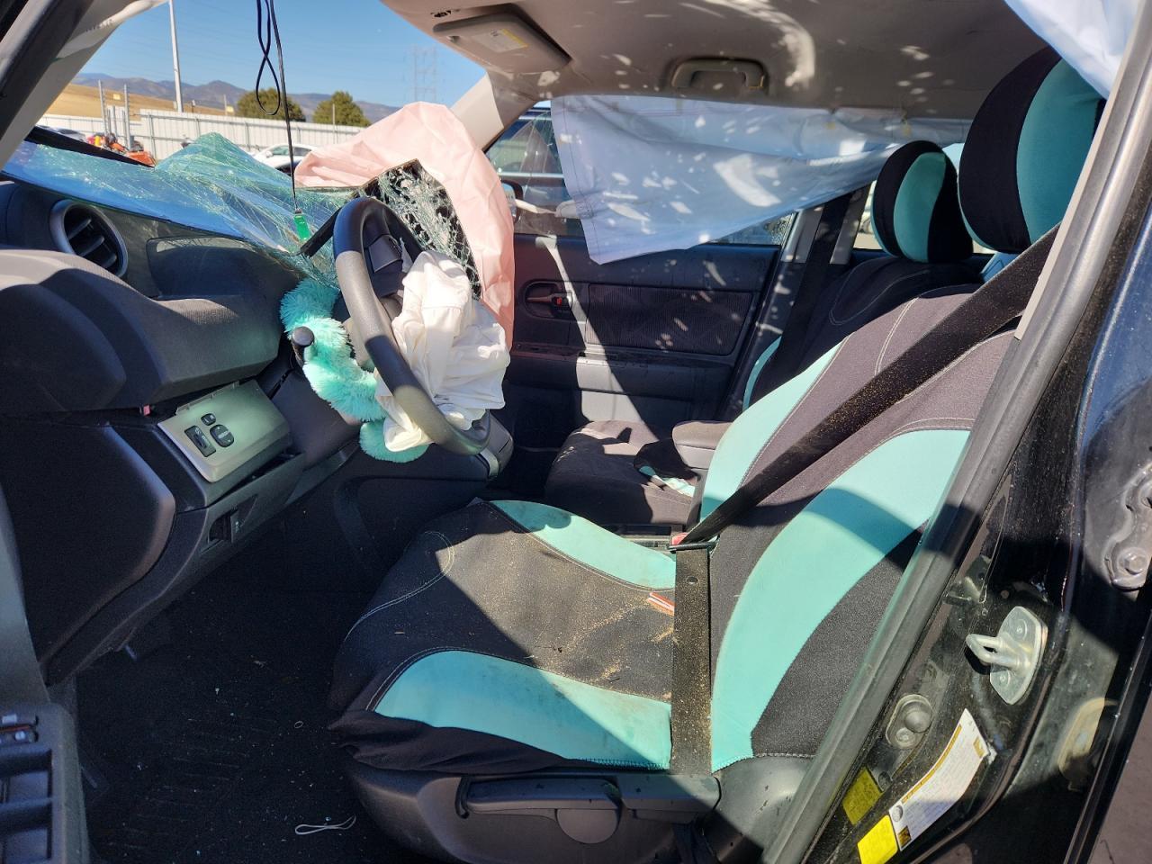 2015 Toyota Scion Xb - Image 7