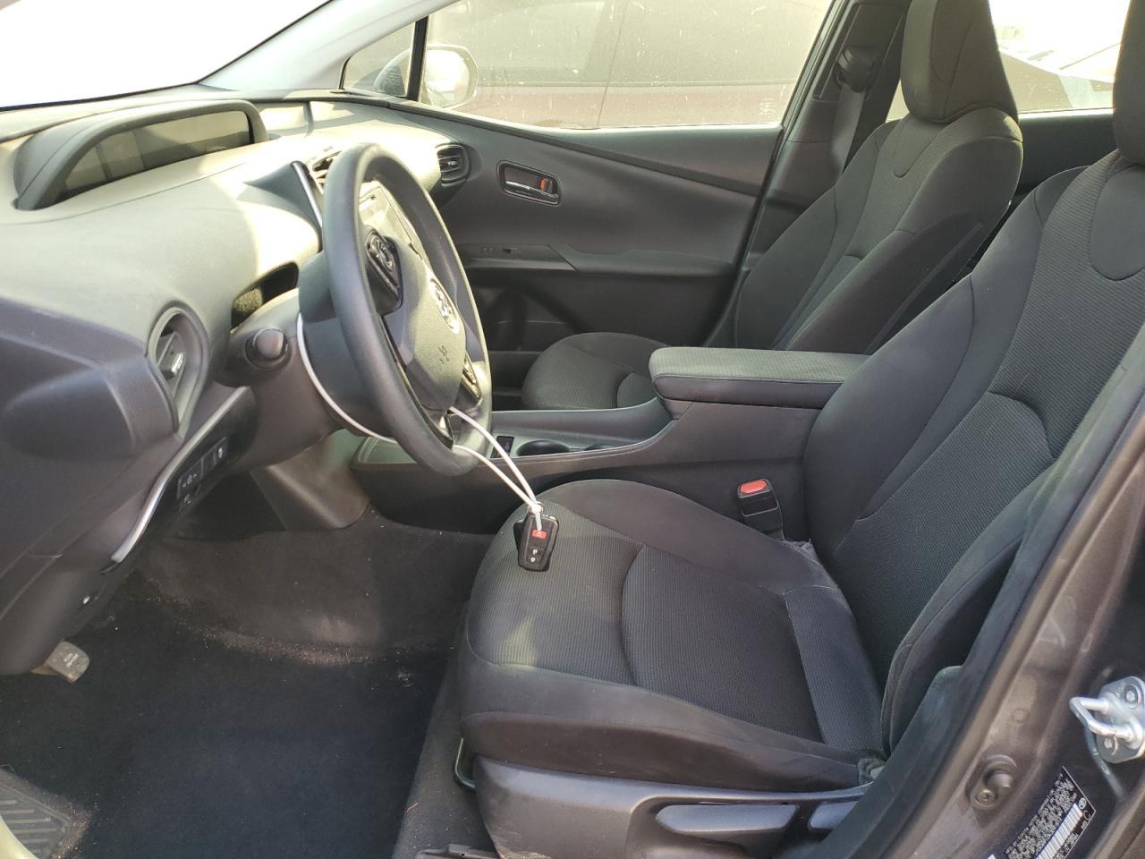 2019 Toyota Prius - Image 7