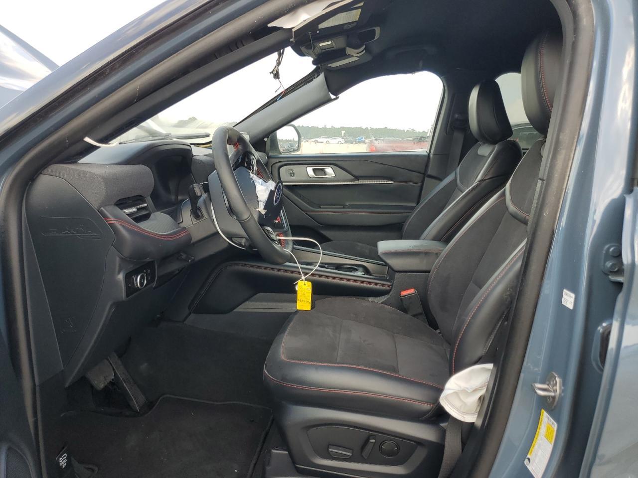 2025 Ford Explorer St - Фото 7