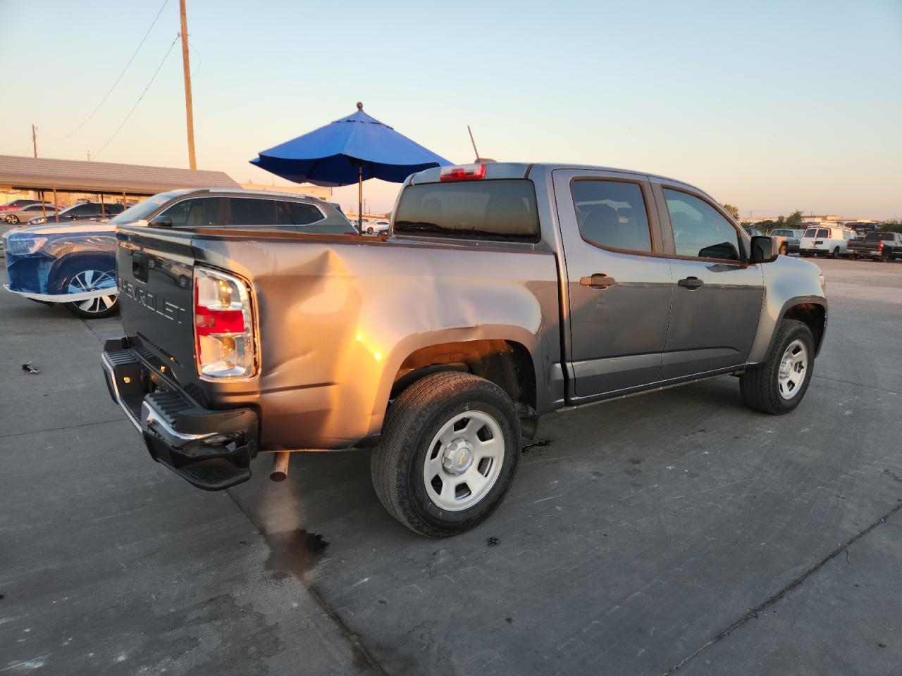 2022 Chevrolet Colorado - Image 3