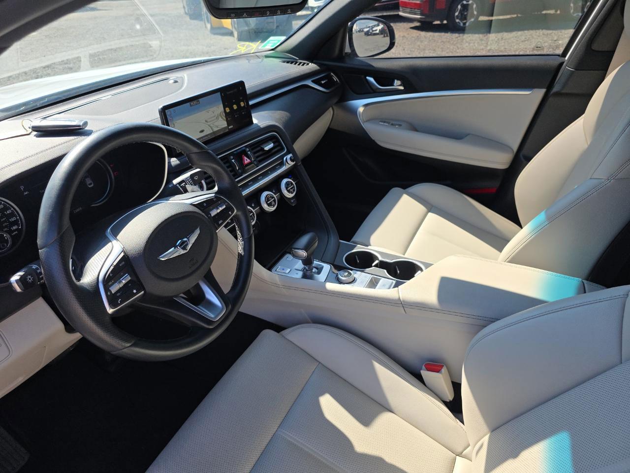 2023 Genesis G70 Base - Фото 7