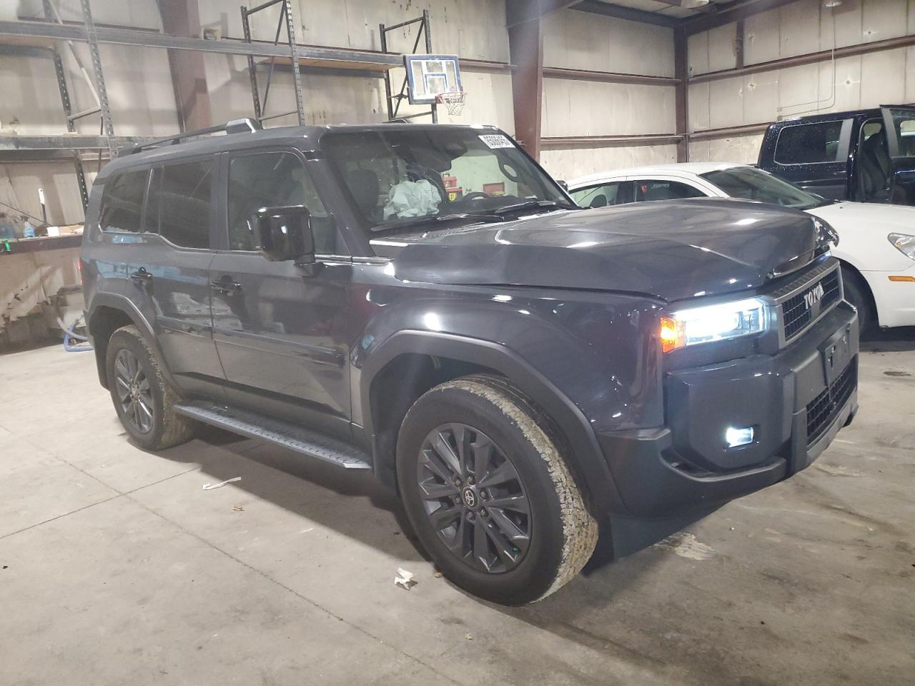 2025 Toyota Land Cruiser Base - Фото 4