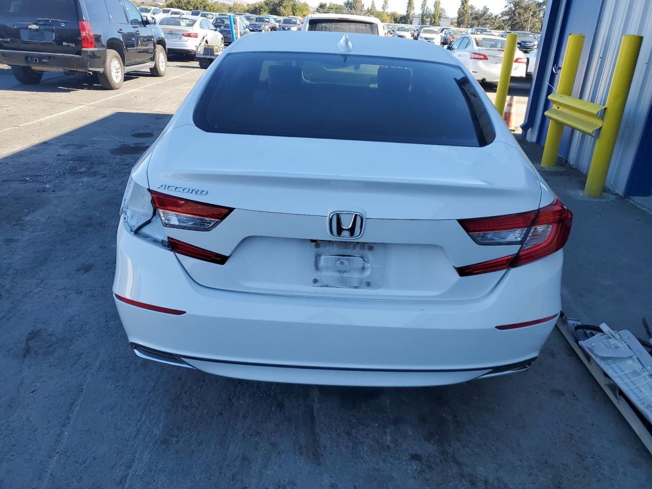 2022 Honda Accord Lx - Image 6