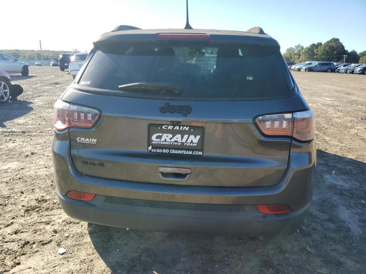 2020 Jeep Compass Latitude - Фото 6