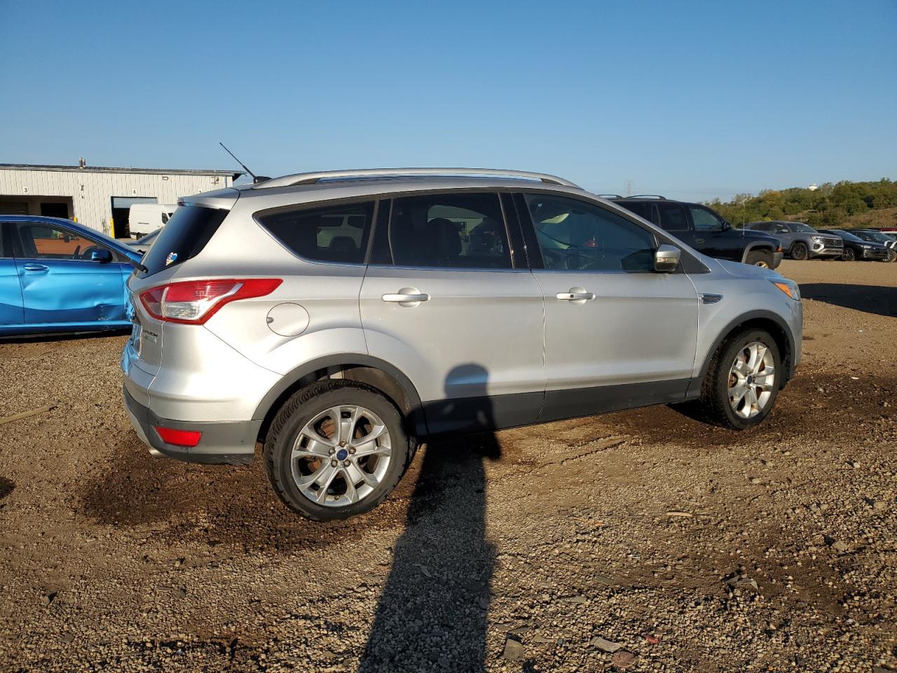 2015 Ford Escape Titanium - Фото 3
