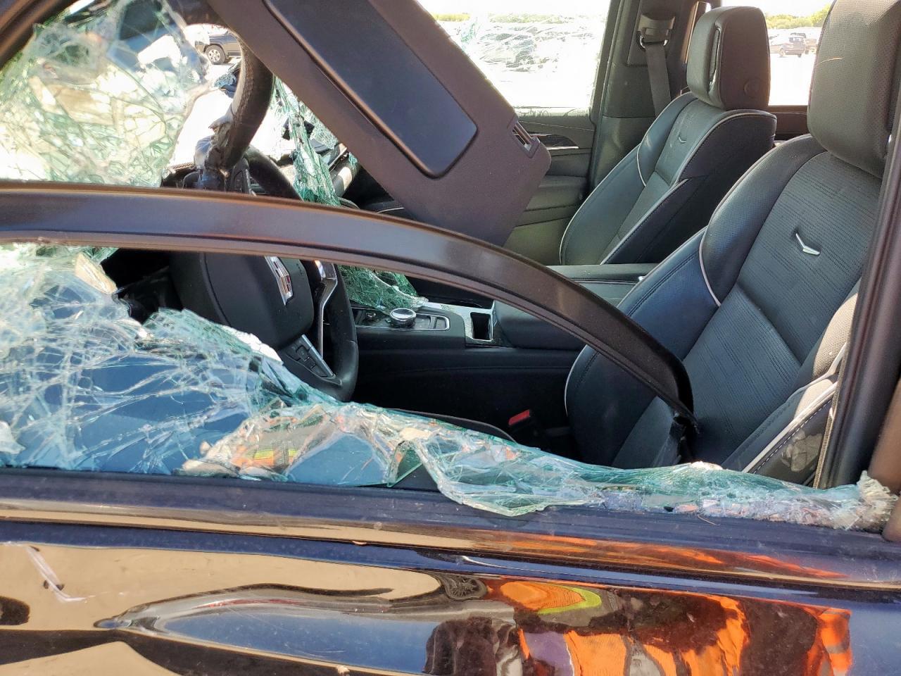 2022 Cadillac Escalade Esv Sport - Image 7