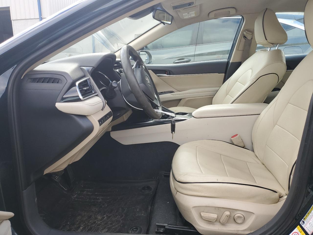 2018 Toyota Camry L - Image 7