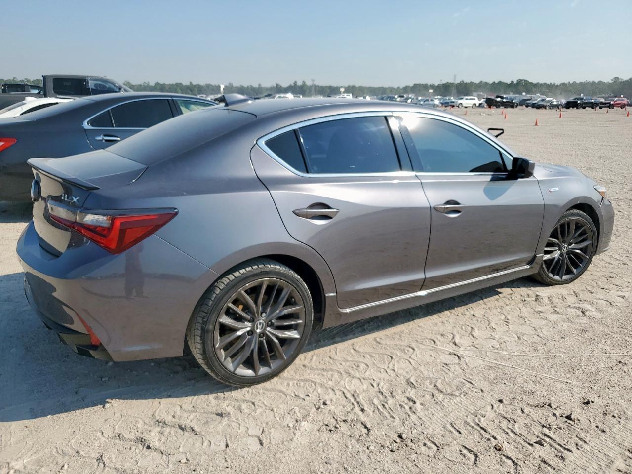 2022 Acura Ilx Premium A-Spec - Фото 3