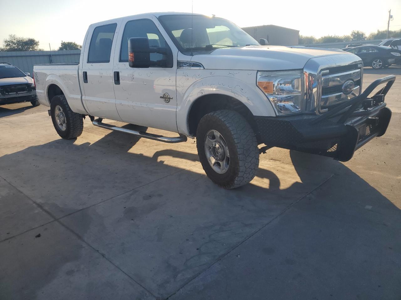 2015 Ford F250 Super Duty - Фото 4