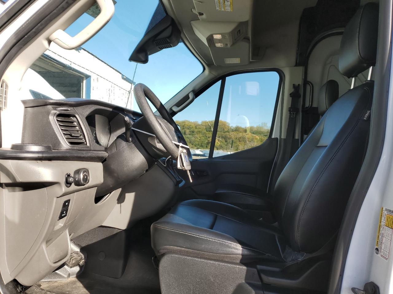 2023 Ford Transit 250 Delivery Van - Image 7